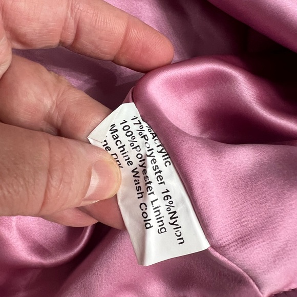 Nwt Trish scully child cape size large - Picture 4 of 7